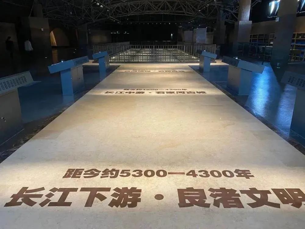 “穿越”千年的陶罐，广富林考古遗址展示馆(图3)